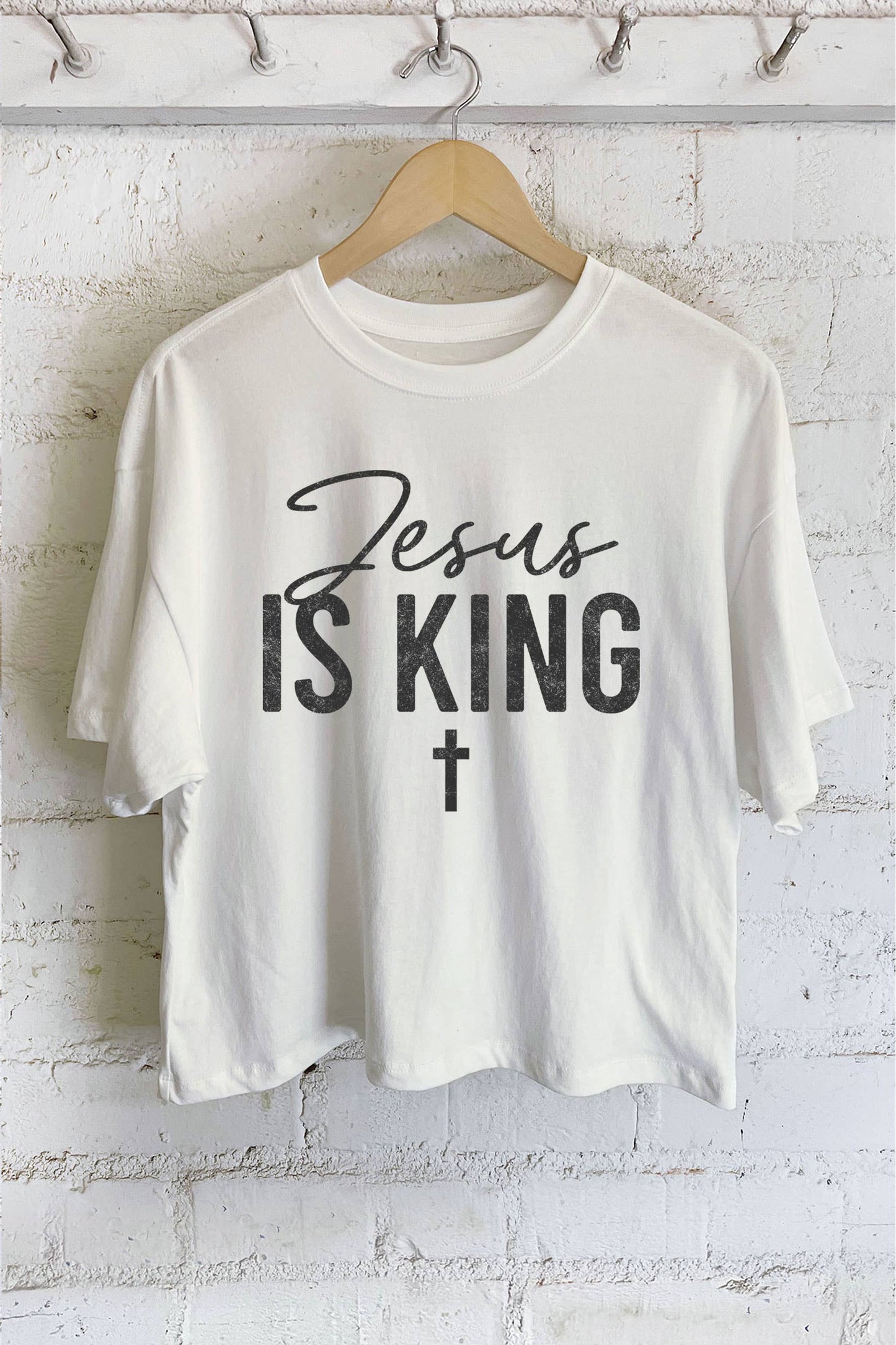 JESUS IS KING CROSS GRAPHIC LONG CROP TOP