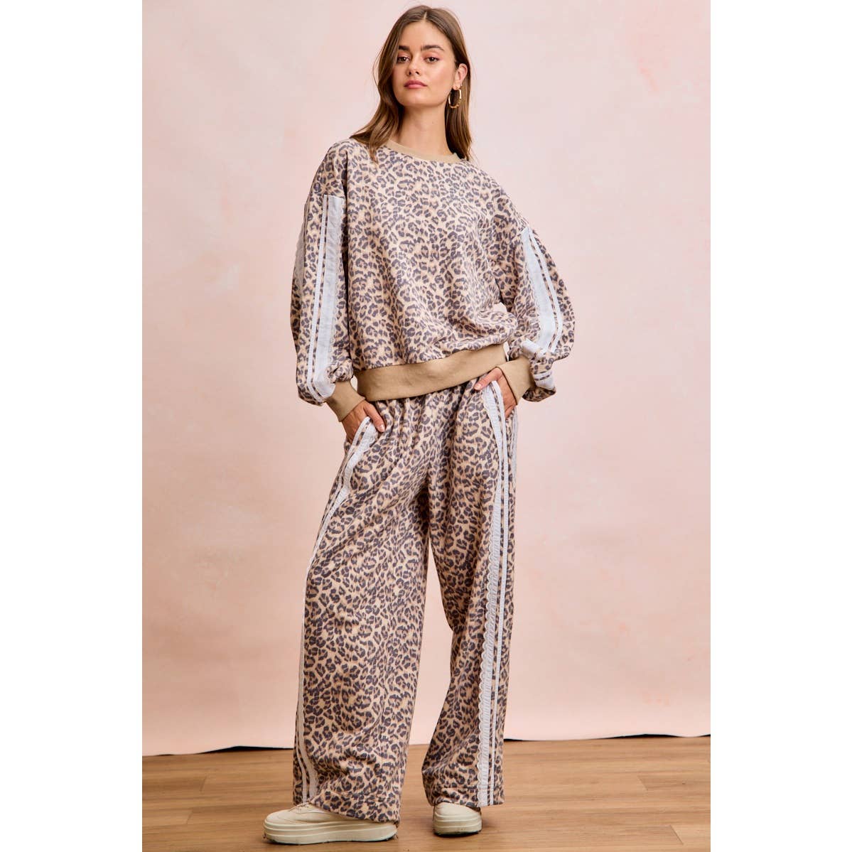 LEOPARD FRENCH TERRY LACE CONTRAST SWEATPANTS