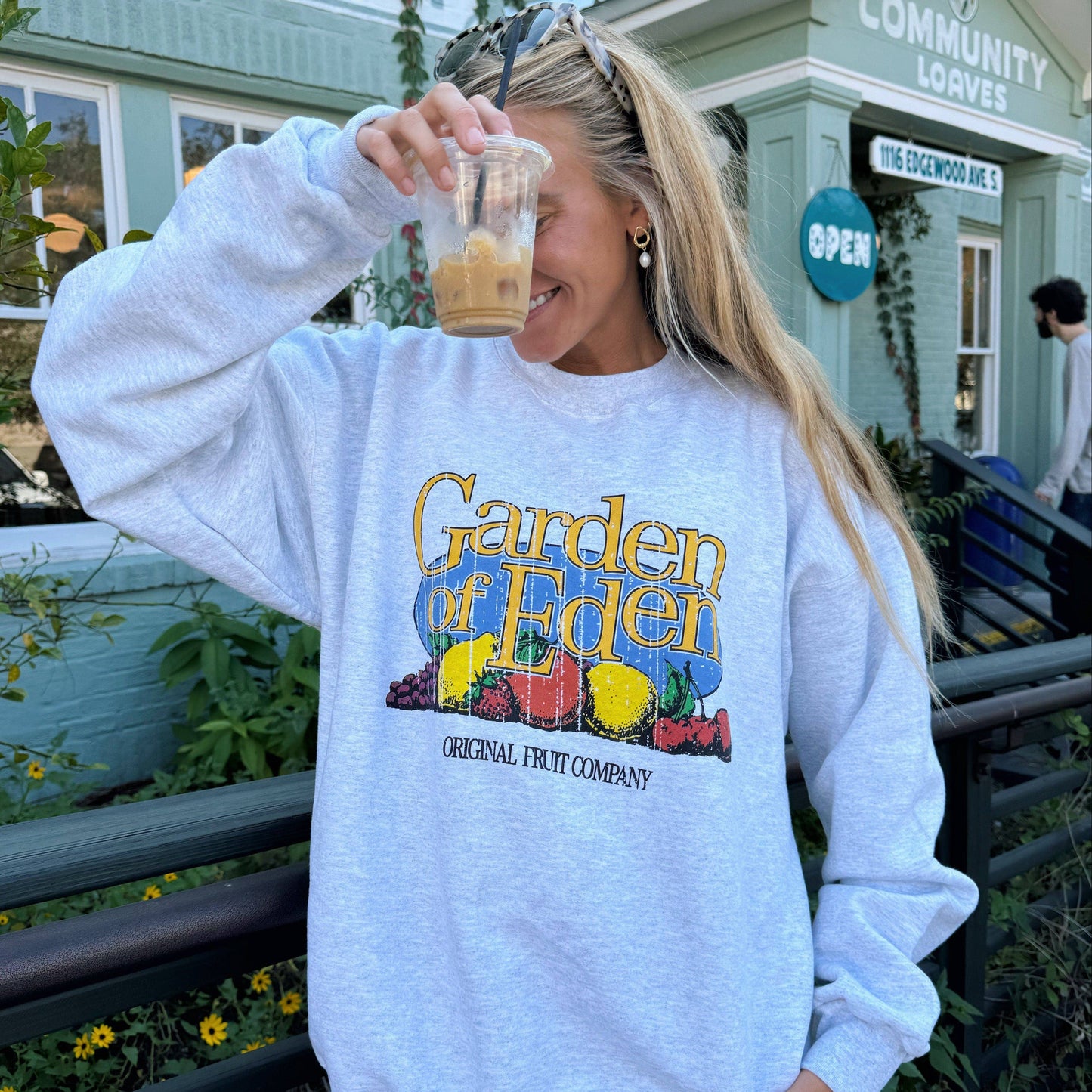GARDEN OF EDEN CREWNECK