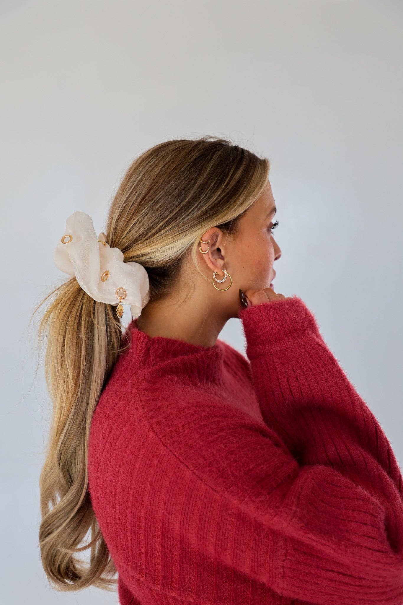 GROMMET JUMBO SCRUNCHIE: WITHOUT CHARMS