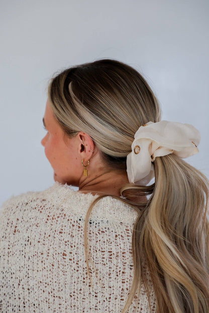 GROMMET JUMBO SCRUNCHIE: WITHOUT CHARMS