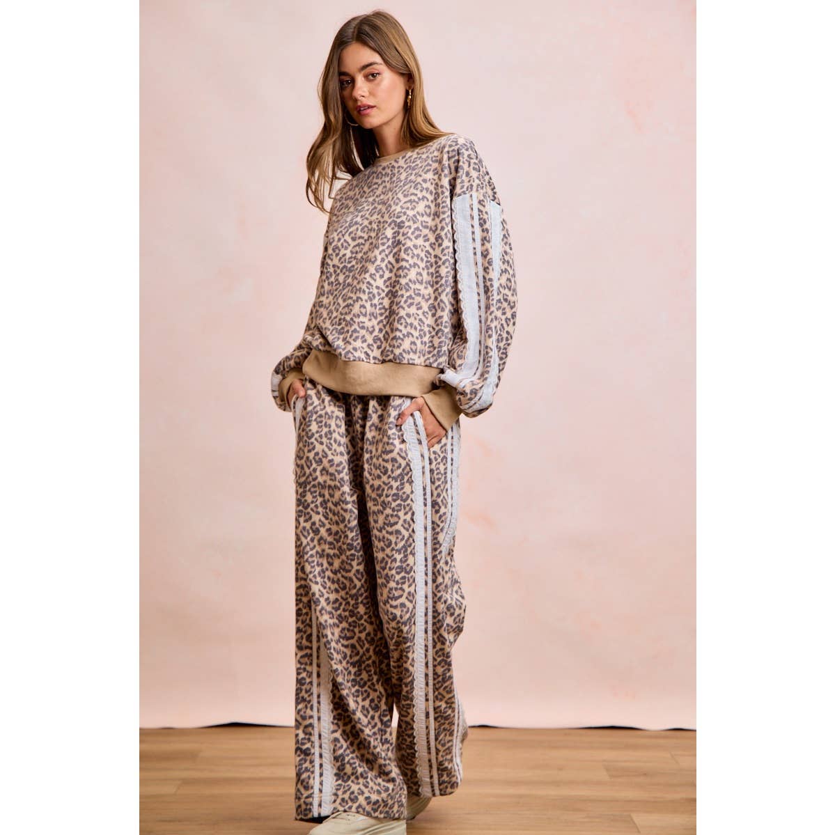 LEOPARD FRENCH TERRY LACE CONTRAST SWEATPANTS