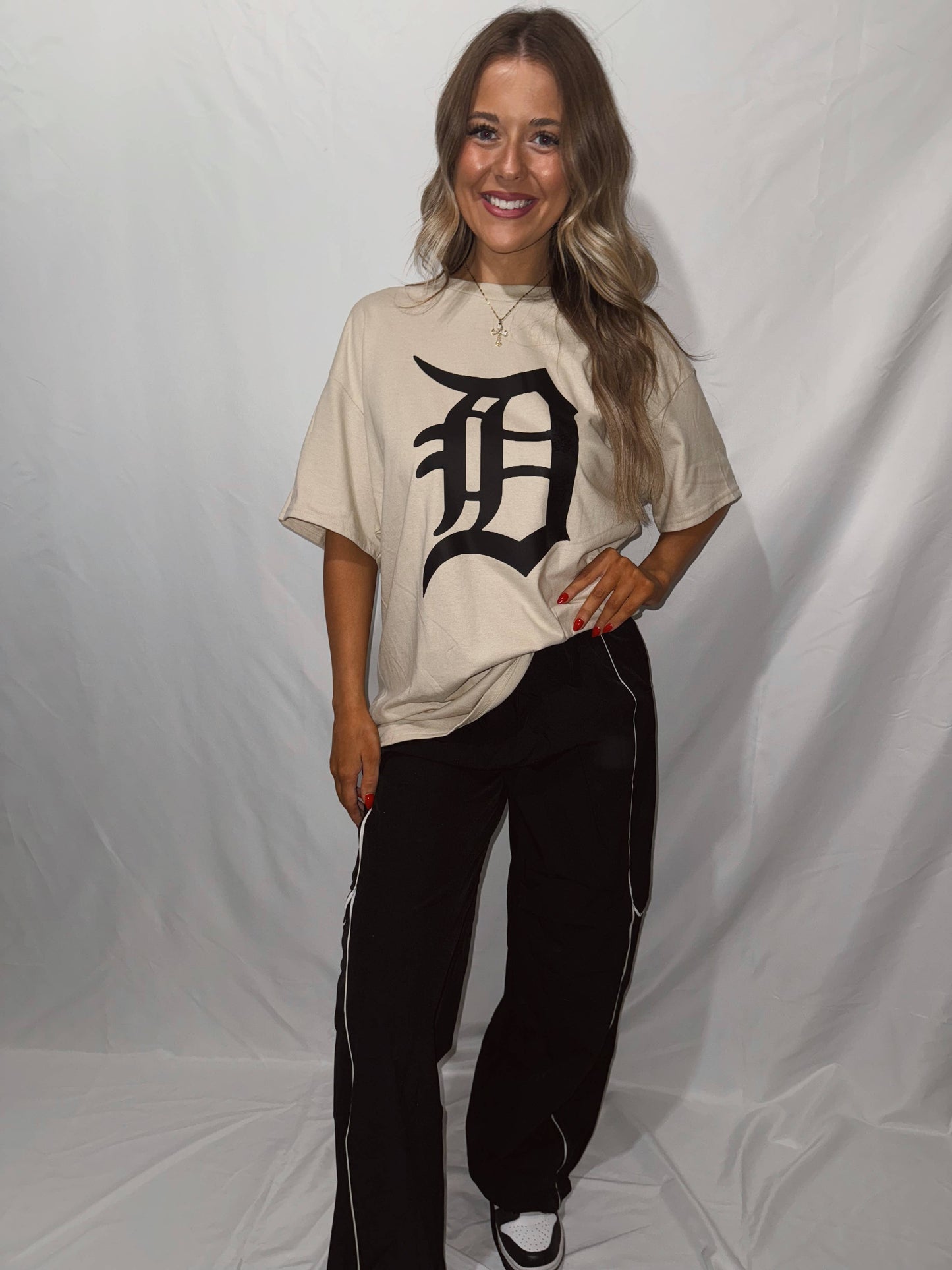 Detroit Old English D Graphic Tee