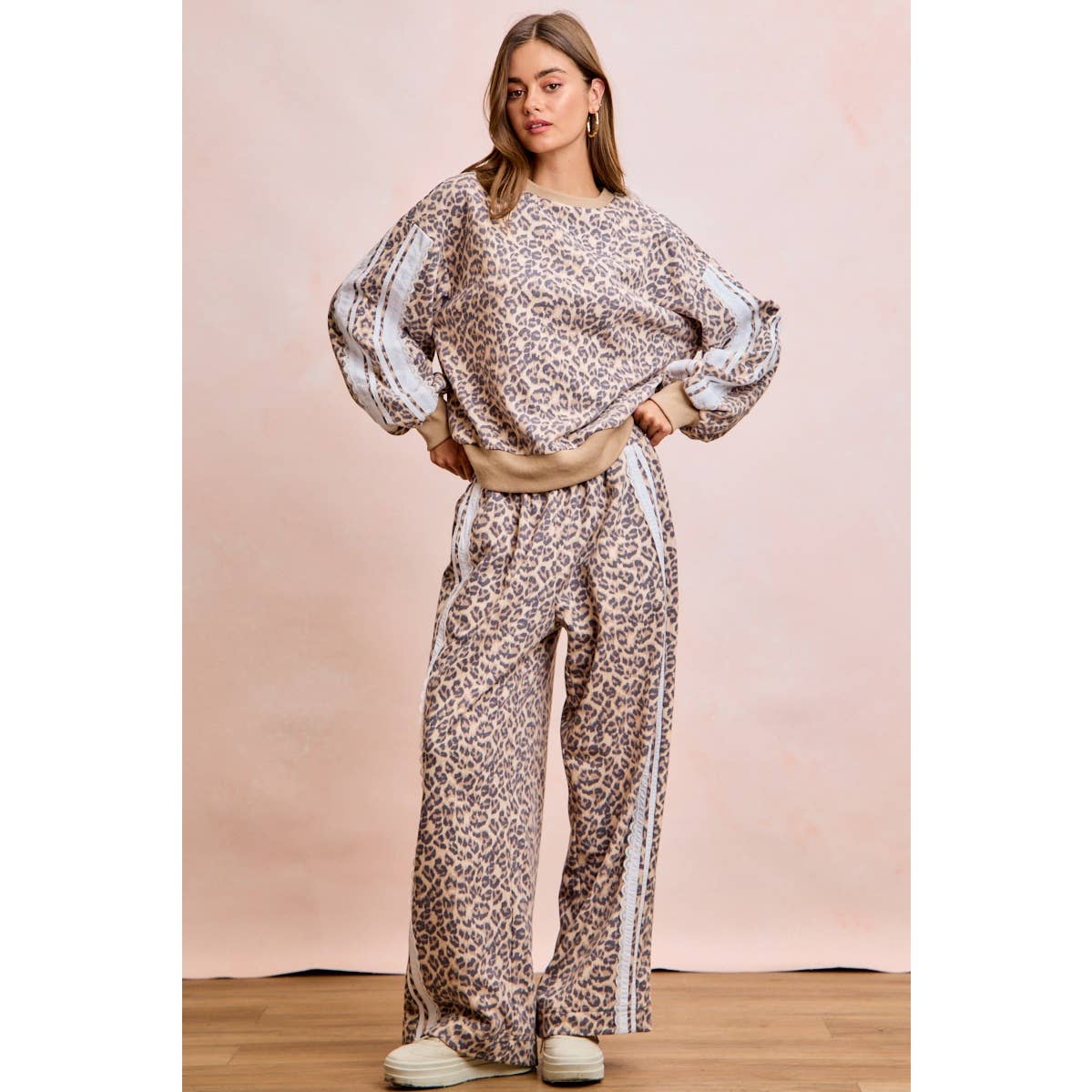 LEOPARD FRENCH TERRY LACE CONTRAST SWEATPANTS