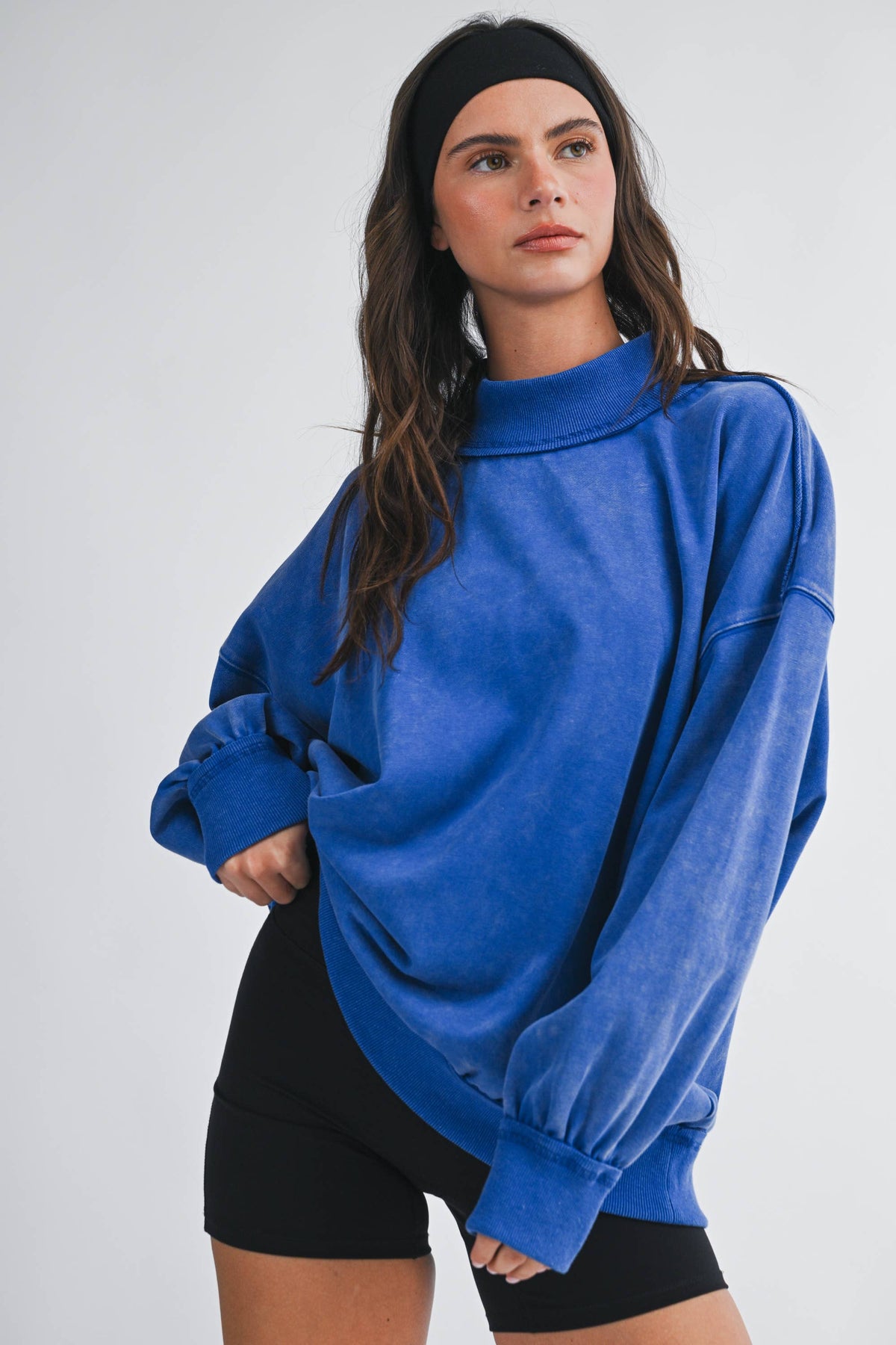 Oversized Mock Neck Washed Sweatshirt
