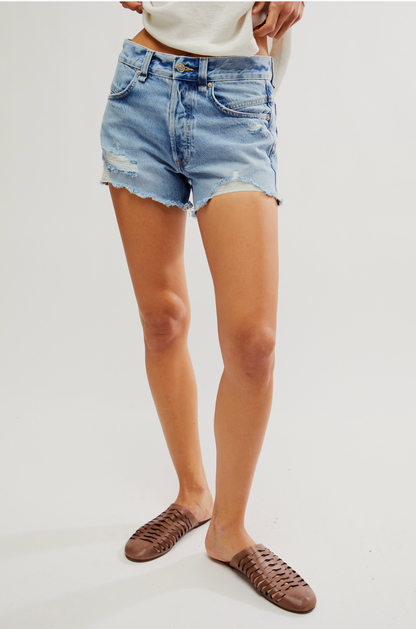FREE PEOPLE NOW OR NEVER DENIM SHORT / MOON CHILD