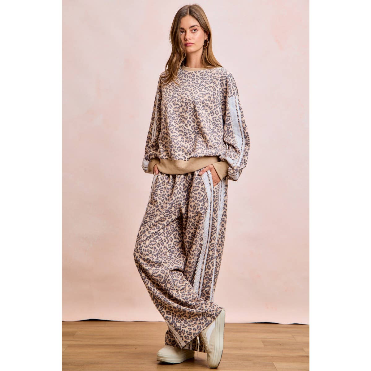LEOPARD FRENCH TERRY LACE CONTRAST SWEATPANTS