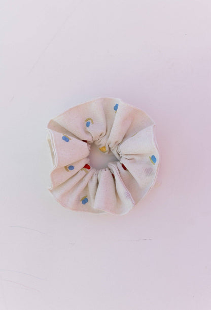 CREAM FARMERS MARKET CORSET SCRUNCHIE